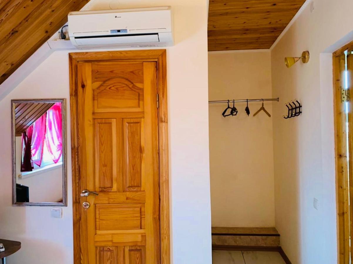Hotel Askar Alakhadze Luaran gambar