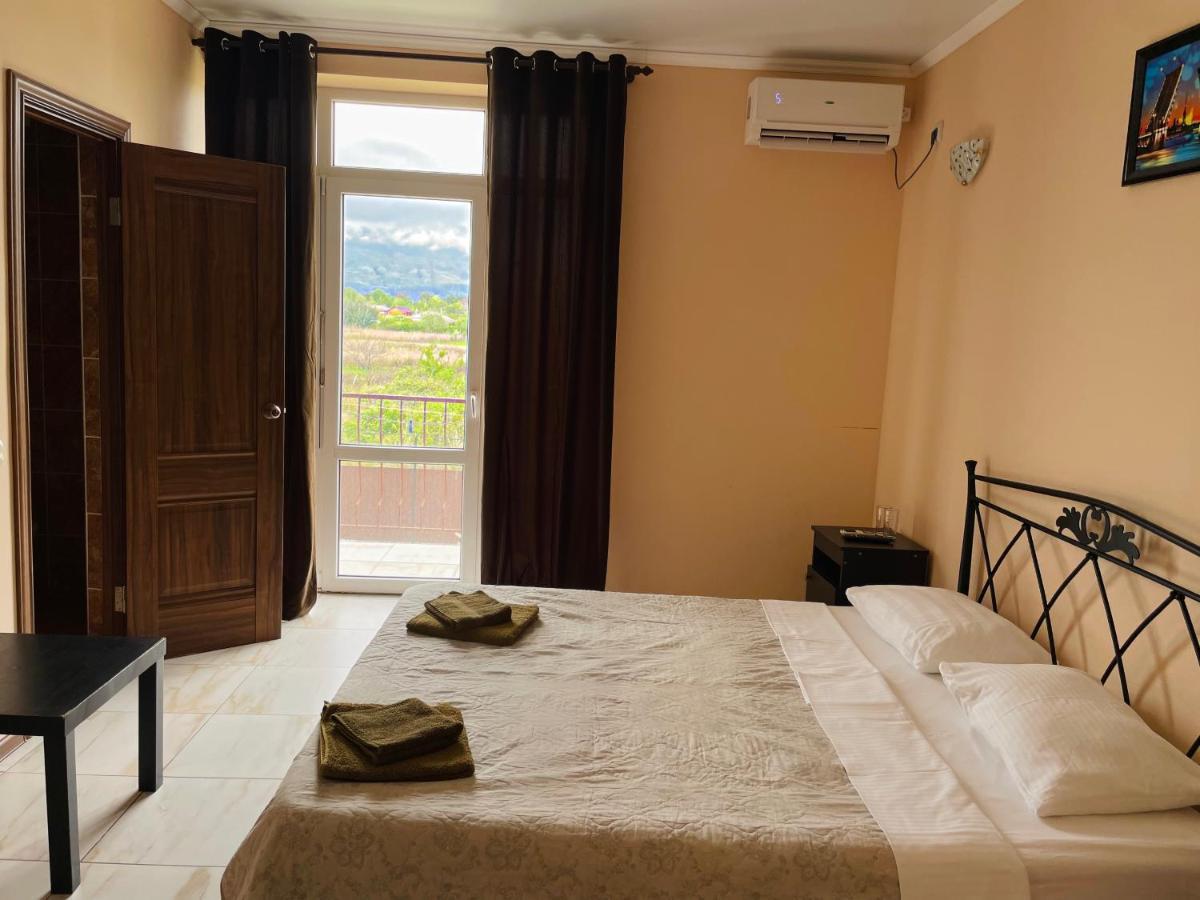 Hotel Askar Alakhadze Luaran gambar