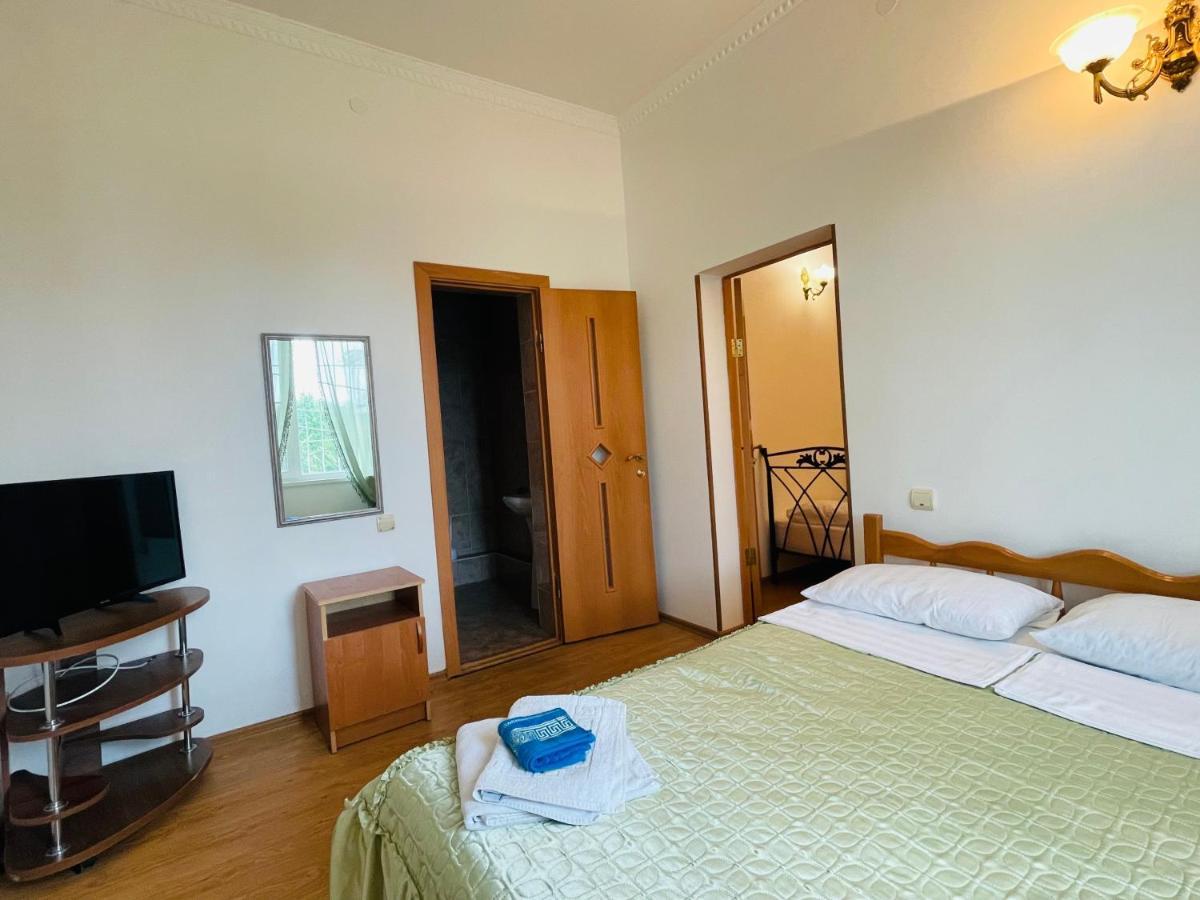 Hotel Askar Alakhadze Luaran gambar