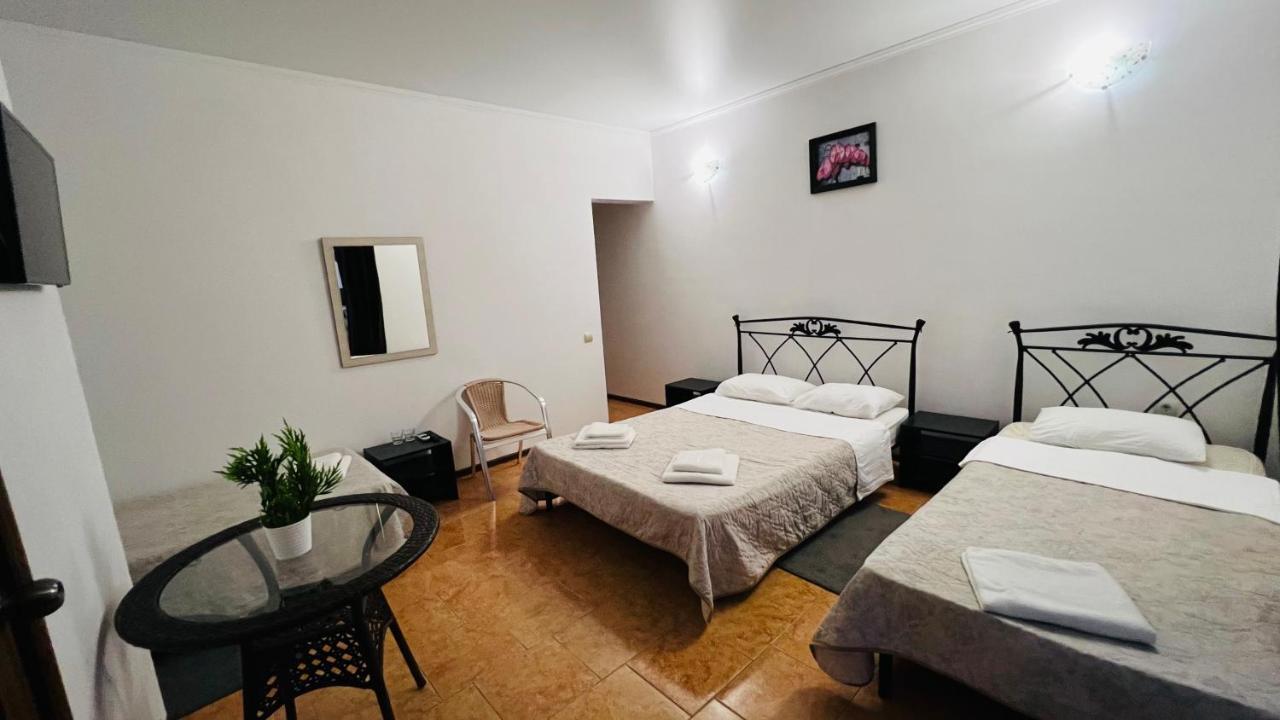 Hotel Askar Alakhadze Luaran gambar