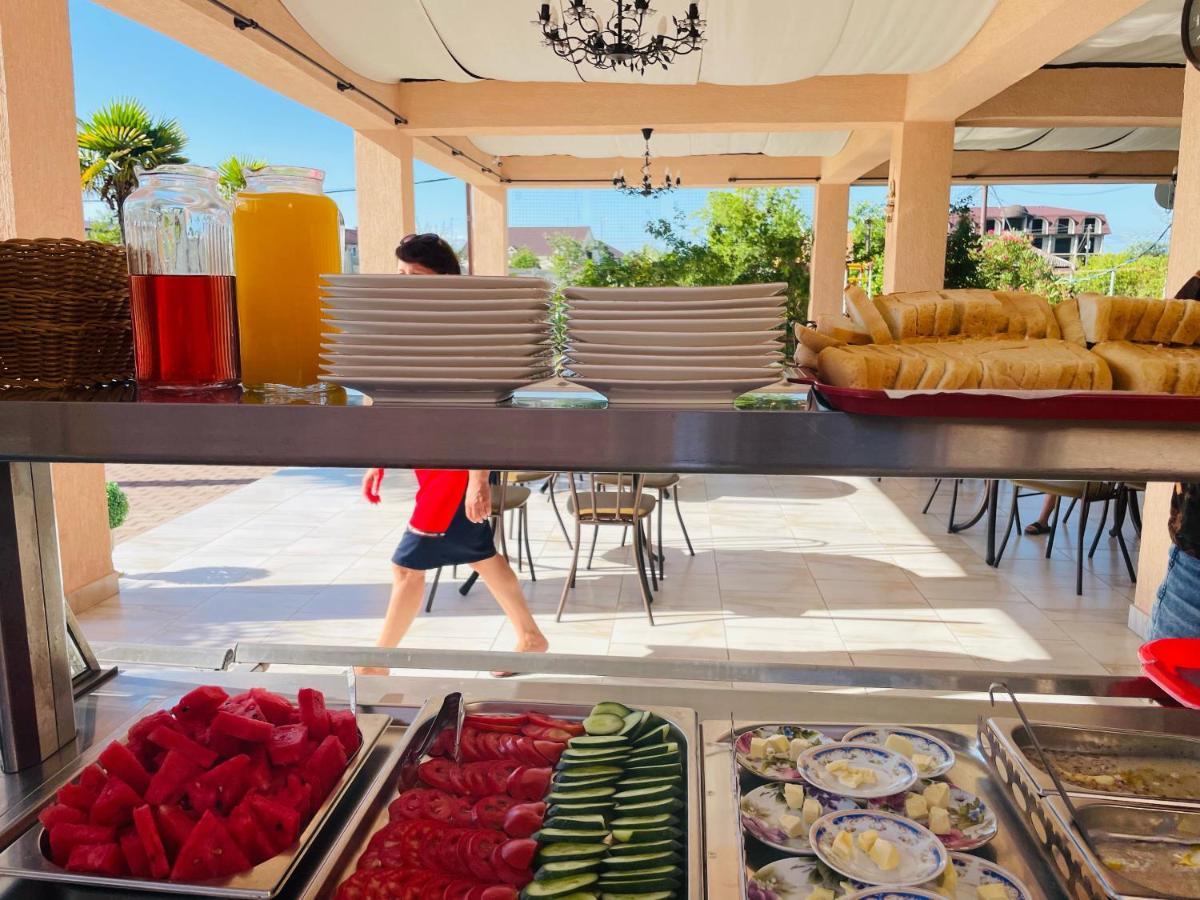 Hotel Askar Alakhadze Luaran gambar