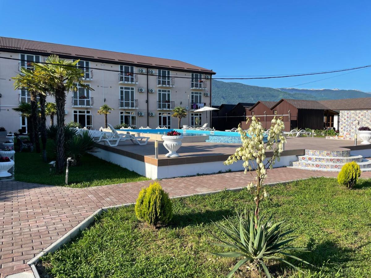 Hotel Askar Alakhadze Luaran gambar