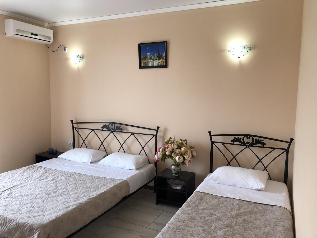 Hotel Askar Alakhadze Luaran gambar