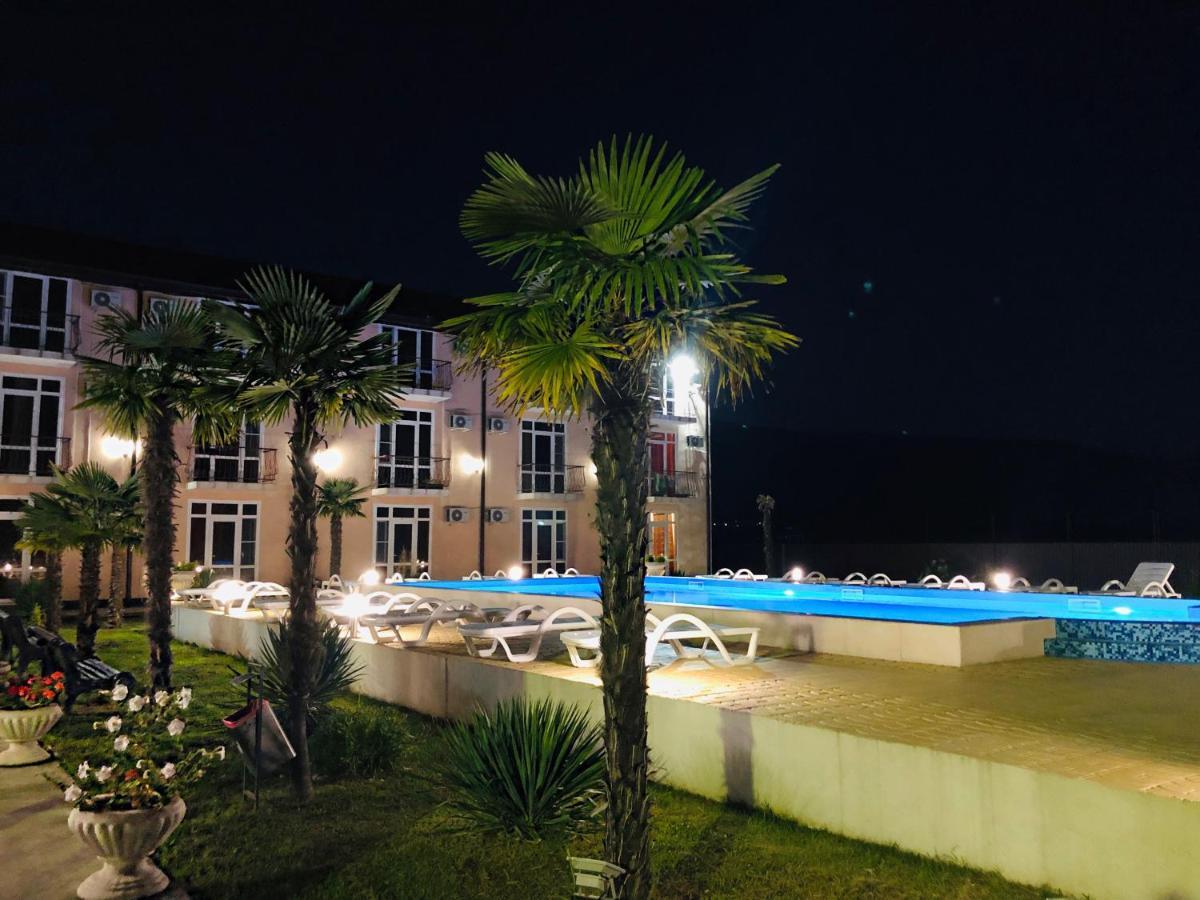Hotel Askar Alakhadze Luaran gambar